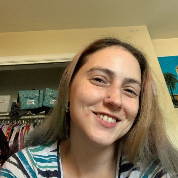 Meet your Posher, Janna - Picture 10 of 16